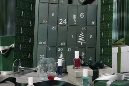 Calendario Avvento Essie Natale 2025