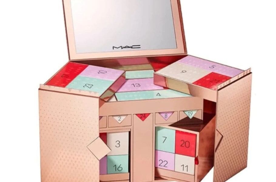 Calendario dell'Avvento MAC Cosmetics Natale 2025
